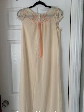 Vintage nightgown